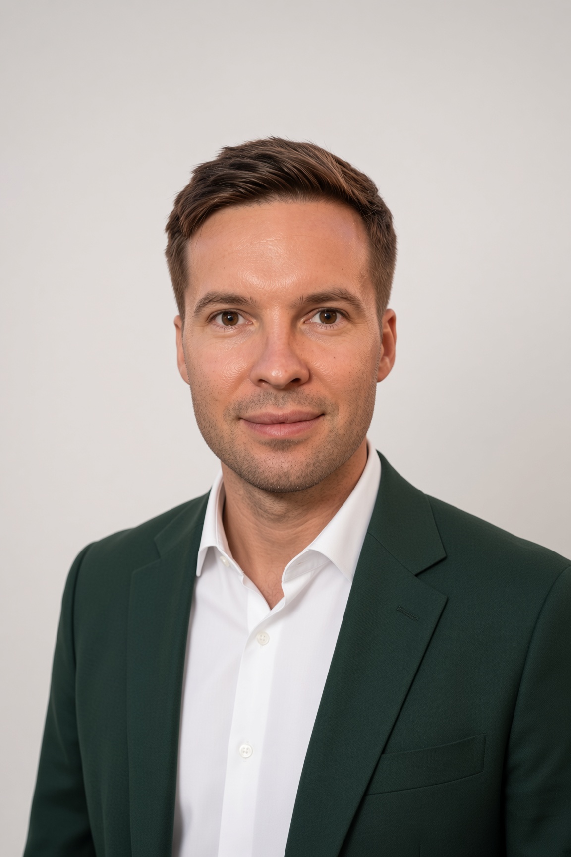 Kirill Kayer, East Bay real estate agent